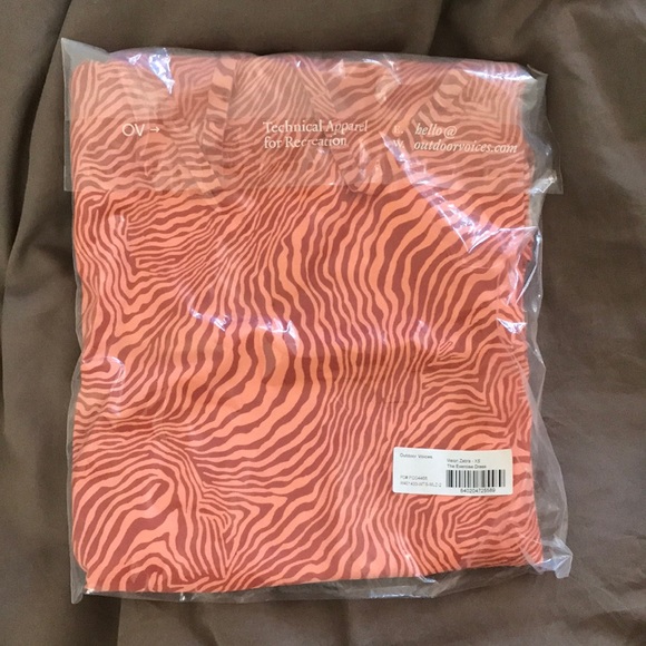 Outdoor Voices exercise dress in melon zebra, XS - Picture 1 of 3